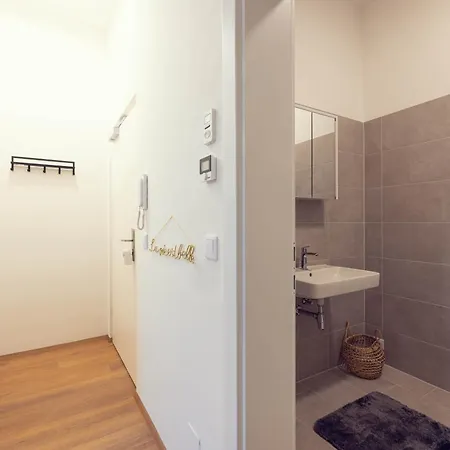 Leonart Living 23 Apartman *