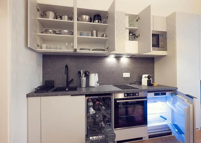 Leonart Living 23 Apartment